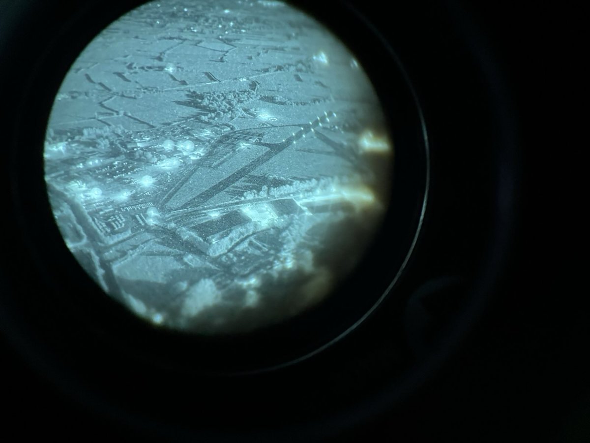 dsairambulance's tweet photo. 📸Captured through night vision goggles, this shot was taken by our crew as they returned to base after a night mission.

Flying at night takes extra planning, specialist equipment, and teamwork. 

Find out more:
👉 https://t.co/ocQWOK5d1G

#NightHEMS #AirAmbulance #DSAA https://t.co/5i6JHiHQ0j