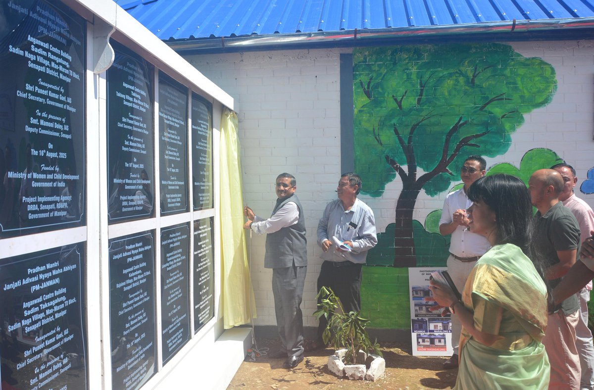DioSenapati's tweet photo. Chief Secretary of Manipur Puneet Kumar Goel, IAS inaugurated newly constructed 13 AWC under PM JANMAN for the PVTG- Maram at Taphou Naga, Senapati on his visit. Accompanied by Worshang Hungyo, IAS, Secy PHE/ Tourism/ IPR GoM &amp; Dist. Officials-DC, SP &amp; DLOs
#PMJANMAN #PVTG
#AWC https://t.co/lskSpwtobo
