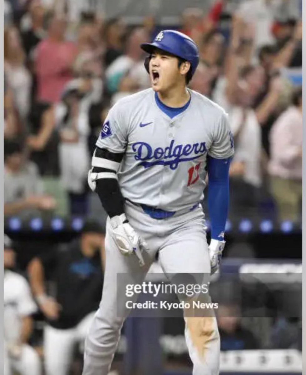 Zabian0822's tweet photo. @Topps https://t.co/P3aOQ9v2J4