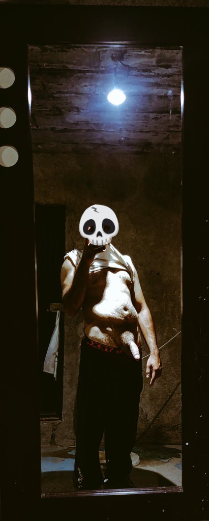 elfresa515's tweet photo. Si abriera un of ustedes que dicen,si la armó o me muero de hambre?🤭🥵😂 https://t.co/fzsKTHBlIN