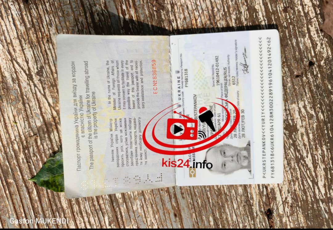 Crash d'un avion à #Kisangani : deux Ukrainiens parmi les morts*

Voici en exclusivité l'un des passeports ukrainiens retrouvé ➡️kis24.info/crash-dun-avio…