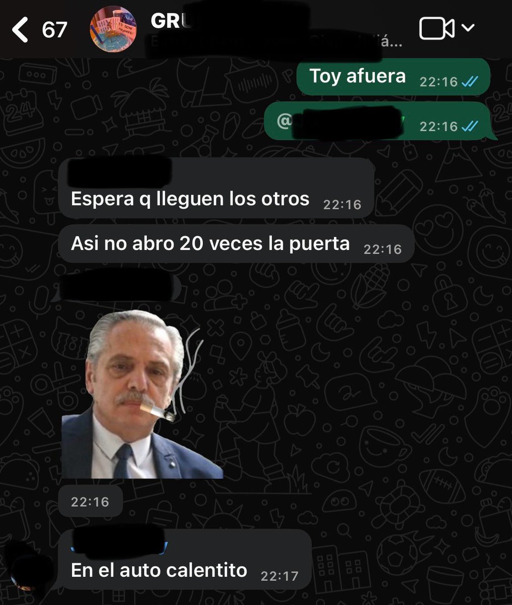 MachuAyala7's tweet photo. @porqueTTarg Me pasó anoche esta situación con un amigo.. no me quiso abrir la puerta de su casa “ hasta que seamos mínimo 3 o 4 afuera “ .. entré después de 40 minutos de estar afuera. https://t.co/ex72St2Nai