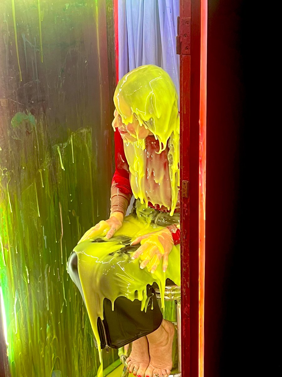 messyworldtv's tweet photo. Get the *Exclusive* Gunge used on MessyWorld shows, VEX Slime, sent direct from our studios, from our official store… https://t.co/mgcVtzNQ28 https://t.co/H0IRyvLLF2