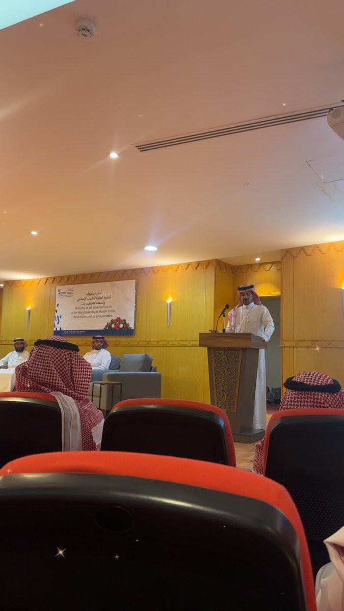 <a href="/byIMAKSA/">IMAKSA</a> 
شكراً لكم ي أعضاء النادي على اقامه الجلسة الحوارية عن تجربتكم في الكاميرون ، وكلامكم عن التطوع واثره على الشخص 
وشكرا للاستاذ <a href="/majeed_8_/">عبدالمجيد العنزي|Abdulmjeed Alanzai</a> على مشاركته في تقديم أهمية التطوع 🤍🤍