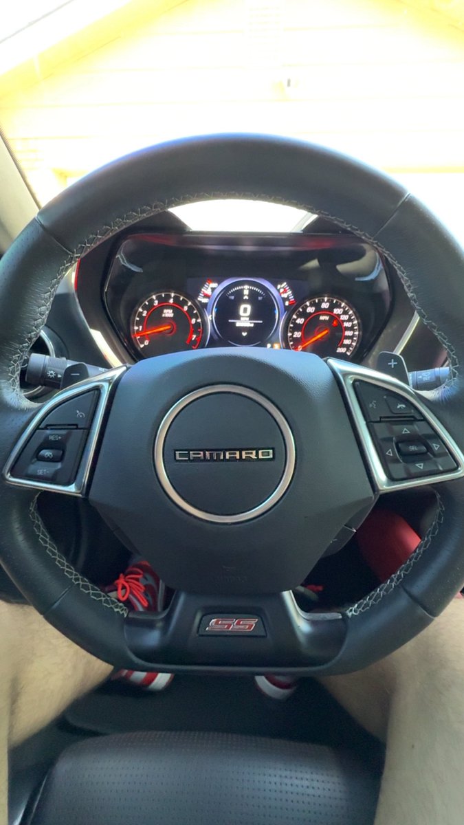 yt lividfv tweet media