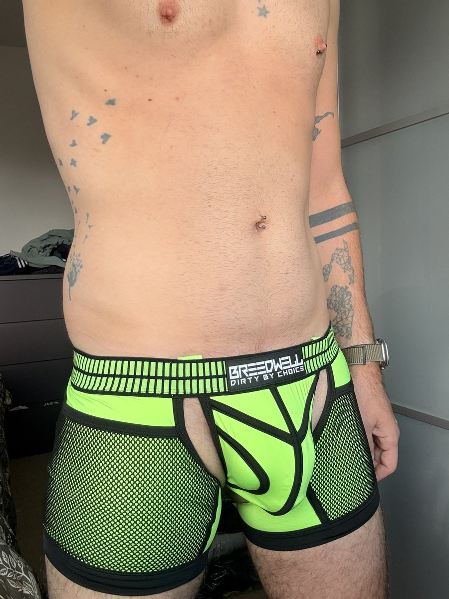 rubber_uk's tweet photo. https://t.co/D6HOSxrdwi