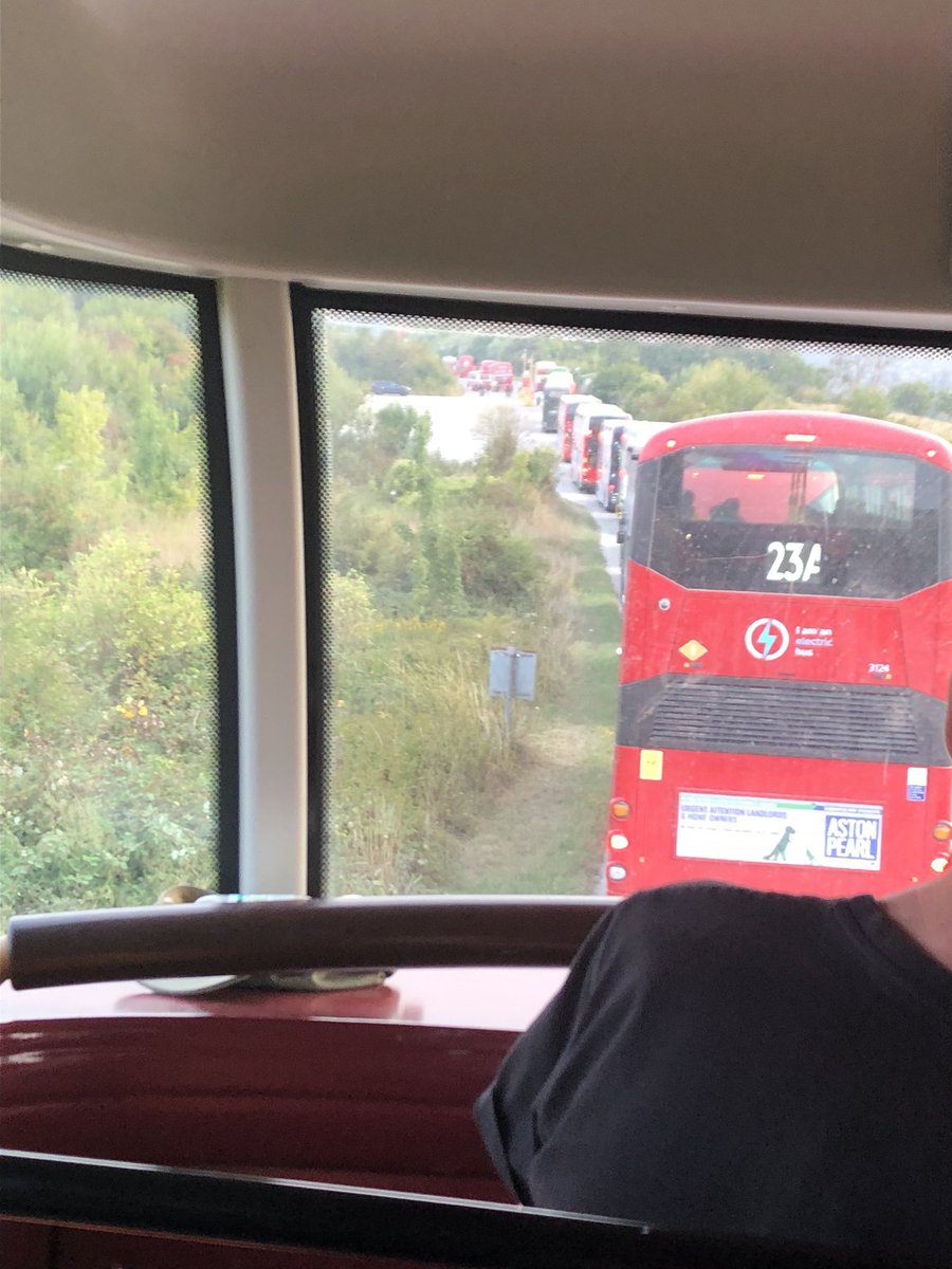 EdwardAdoo's tweet photo. #imberbus https://t.co/qngUp0JYIy