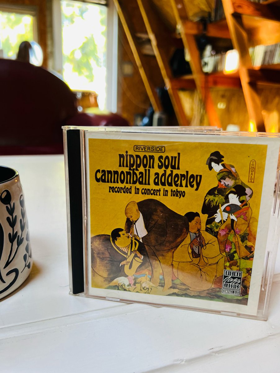 A Cannonball Adderley morn up in the treehouse with this live recording in Tokyo with his classic group including his brother Nat on the cornet; Yusef Lateef on every woodwind you can imagine including oboe; a young Joe Zawinul (Weather Report) on piano youtu.be/ke3oUxbevp0?si…