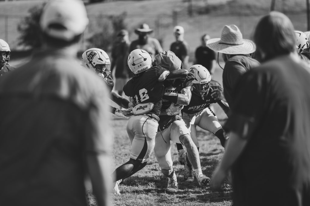 Howell Vikings tweet media