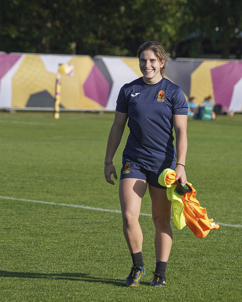 Primer entrenamiento en 𝐘𝐨𝐫𝐤 📍

#LasLeonas | #RWC2025