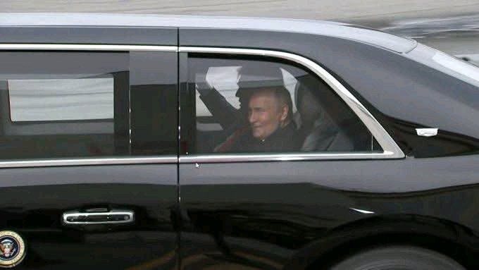 US President Donald Trump and Russian Leader Vladimir Putin ride together in 'The Beast'