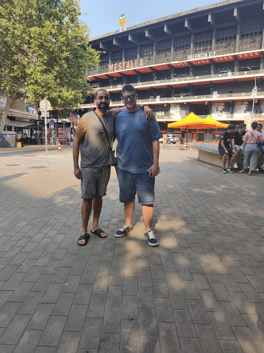 Un placer conocer a <a href="/DonQuijoteDeLaC/">Don Quijote De La Cancha</a> y su mujer,es el mejor de <a href="/FantasyMarca/">Movistar Fantasy MARCA</a> pero sin duda son mejores personas,esto es lo mas grande de esto