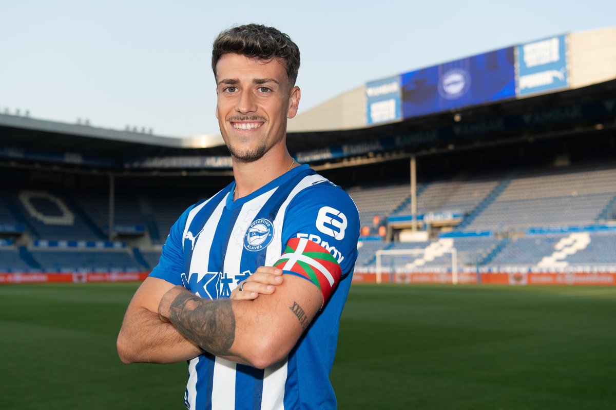 Deportivo Alavés tweet media