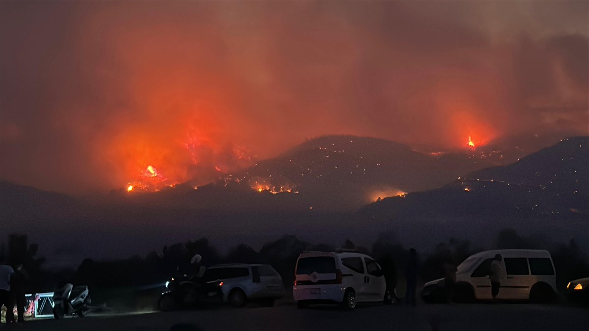 gazetesozcu's tweet image. Çanakkale Valiliği:

&quot;Gelibolu&apos;nun Karainebeyli, Eceabat&apos;ın Yolağzı, Büyükanafartalar ve Küçükanafartalar köylerinin ardından aynı ilçeye bağlı Kumköy tahliye edildi&quot;
sozcu.com.tr/canakkale-de-y…