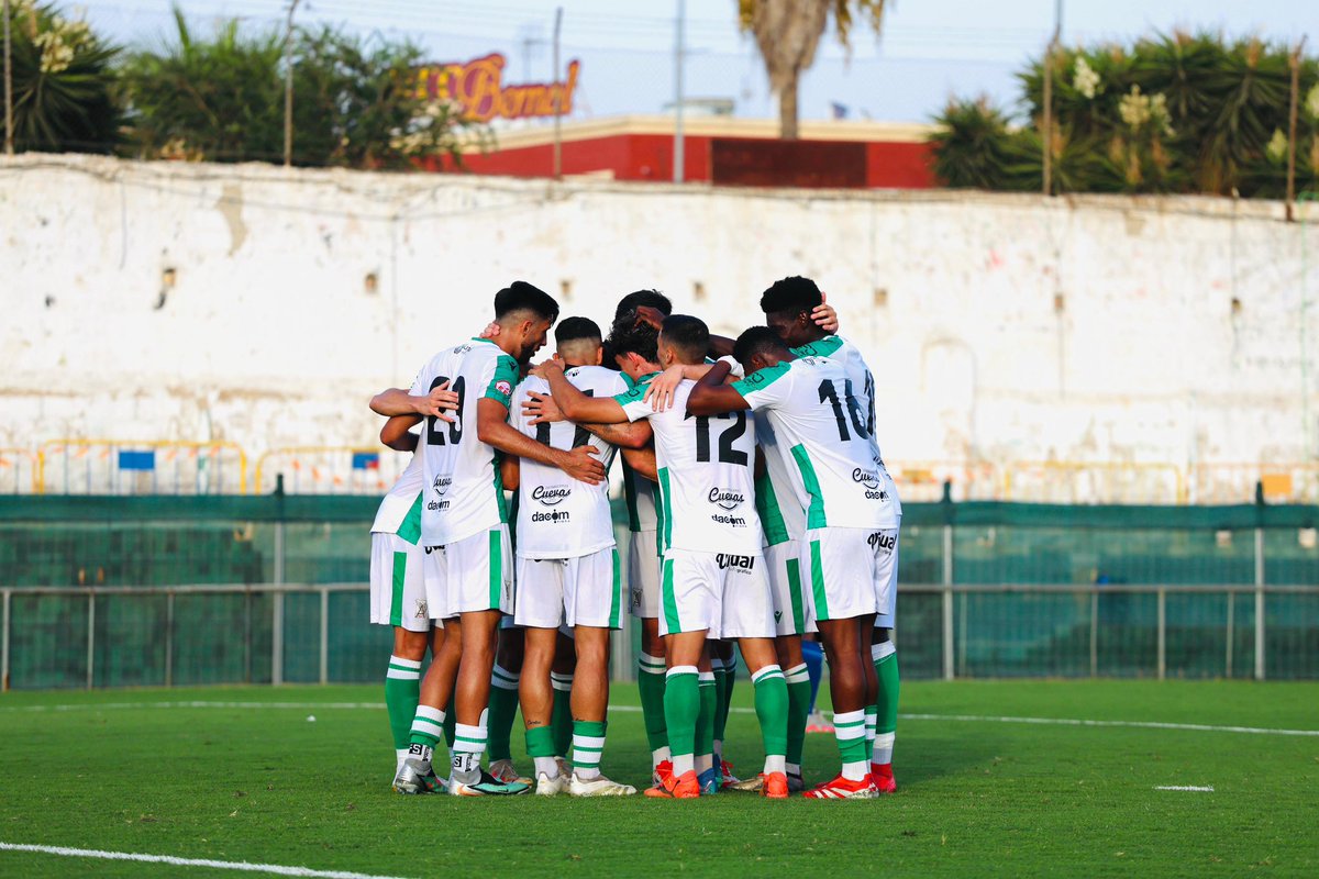atcosanluqueno's tweet photo. ⏱️ 44’
GOOOOOOOOOOL DE SATOCA
Desde la frontal la enchufa y sube el primero al marcador
#ASCF 1 • 0 #XDFC https://t.co/ELAk5VQuzm