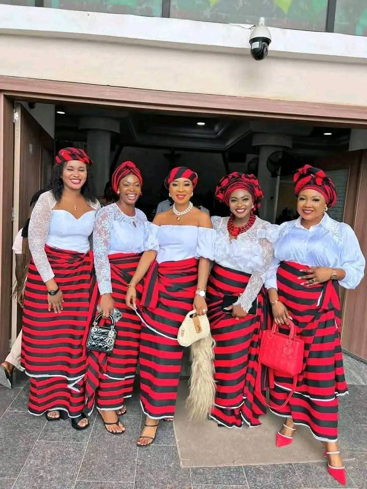 BenueFirst_'s tweet photo. Please, retweet to Educate.

Five (5) Most Interesting Facts About Idoma Girls In Benue State.

1. Beauty: It is on record that an Idoma girl Ene Maya lawani is the longest serving miss Nigeria. Most Idoma girls are normally beautiful. 

2. ARTISTIC: The Idomas are unarguably one of the most artistic people in Africa.
Idoma divas and screen góddésses Ada Ameh, Ene miltex ogiri, Express Ene comfort Ikwumonu and Susan peters etc are. Household names in the Nigerian motion picture industry globally known as Nóllywood.

3. WELL CULTURED: In this Era of "pépper dem gáng" There is hárdly an Idoma girl that does not know the skills of preparing her local délicacies 'ona' and 'Okoho', or don't know the idoma lócust bean 'Okpehe".
Despite the wave of civilisátión, modernizátión and socializâtion, the Idoma girl have not completely threw away her cultural heritáges. That is why you can see an Idoma girl posting with her cultural attire "proudly Idoma ".

4. MARRIAGEABLE: A national statistic on most marriageable tribál girls in Nigeria put Idoma girls third just after Igbo and Akwa Ibom( calabar ) girls.

5. GOD-FEARING: it is a common knowledge in Idoma Communities that "the fear of 'Alekwu' is the beginning of wisdom".
In Idomaland, Abórtioñs and Âdultéry are abómiñable tábóos, while próstitutión is a family disgráce.
The fact that the modern day religion in Idomaland ( Christianity) preaches same, made the idoma girl mórally décent, and partially different from other tribál girls as regard séxuál immóralíty and próstitutión.

Credit: Ogor Odeh Joseph.
