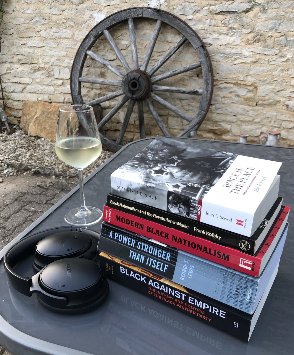 EOBroin's tweet image. That’s the holiday officially started…

This year it’s all about music &amp;amp; politics. 

Great music &amp;amp; powerful politics.

#AACM #SunRa #GreatBlackMusic #FreeJazz #BlackPower