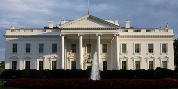 President Volodymyr Zelenskyy, European leaders, and U.S. President Donald Trump discussed potential security guarantees for Ukraine modeled on NATO’s Article 5 during their talks, CNN reported on Aug. 16, citing European officials.

english.nv.ua/nation/u-s-off…