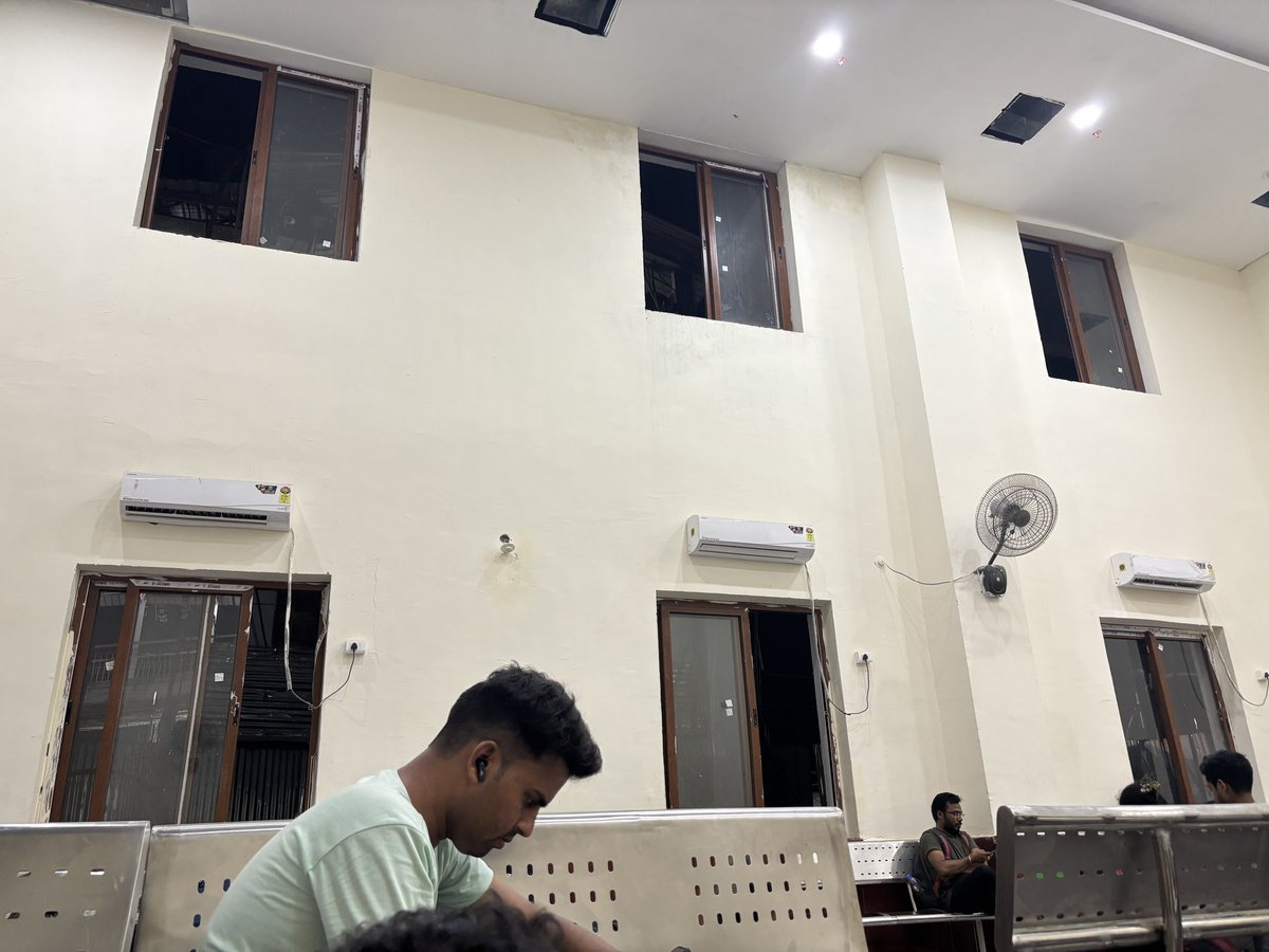 Deepak Kumar Jain (@deepakjain1904) on Twitter photo Status of Gaya junction AC waiting room .
No AC working … and we are paying AC charges to <a href="/RailMinIndia/">Ministry of Railways</a> <a href="/RailwaySeva/">RailwaySeva</a> Status of Gaya junction AC waiting room .
No AC working … and we are paying AC charges to <a href="/RailMinIndia/">Ministry of Railways</a> <a href="/RailwaySeva/">RailwaySeva</a>