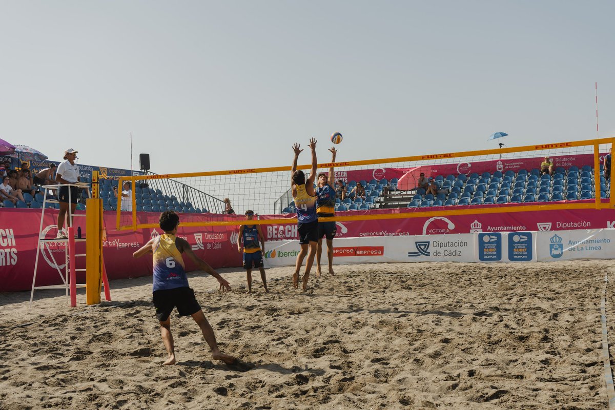 🇪🇸🏆Insta jornada del Campeonato de España de Clubes Cadete Sub-17 masculino, en el Diputación de Cádiz Beach Sports.
¡Seguimos!🤩