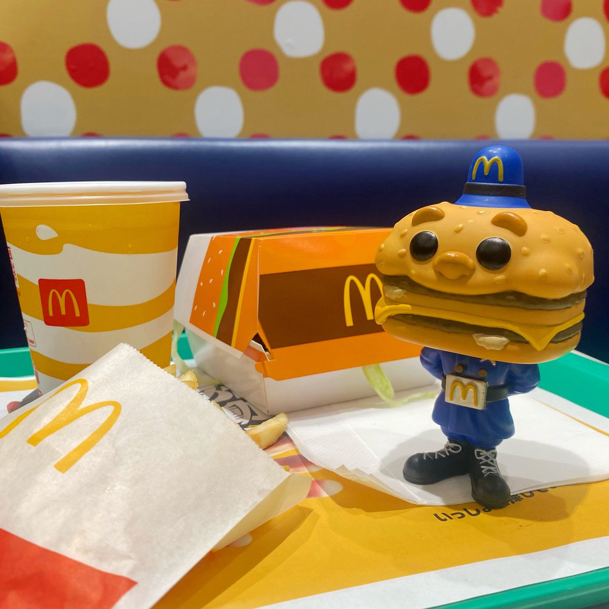 ポケモンとかちいかわもいいけど
ドナルドとビッグマックポリスの
復活を願ってます！

#マクドナルド