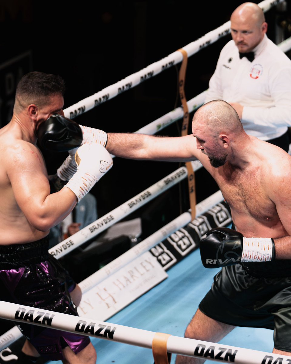 gbm_sports's tweet image. Keeping an eye on tonight’s heavyweight clashes 👀 @DAZNBoxing