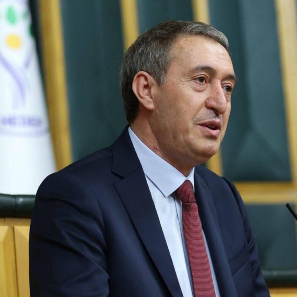 🗣️DEM'li Tuncer Bakırhan: 

“kürte masa, kürte demokrasi ama aleviyi görmezden gelen bir süreci asla kabul etmeyiz.”
