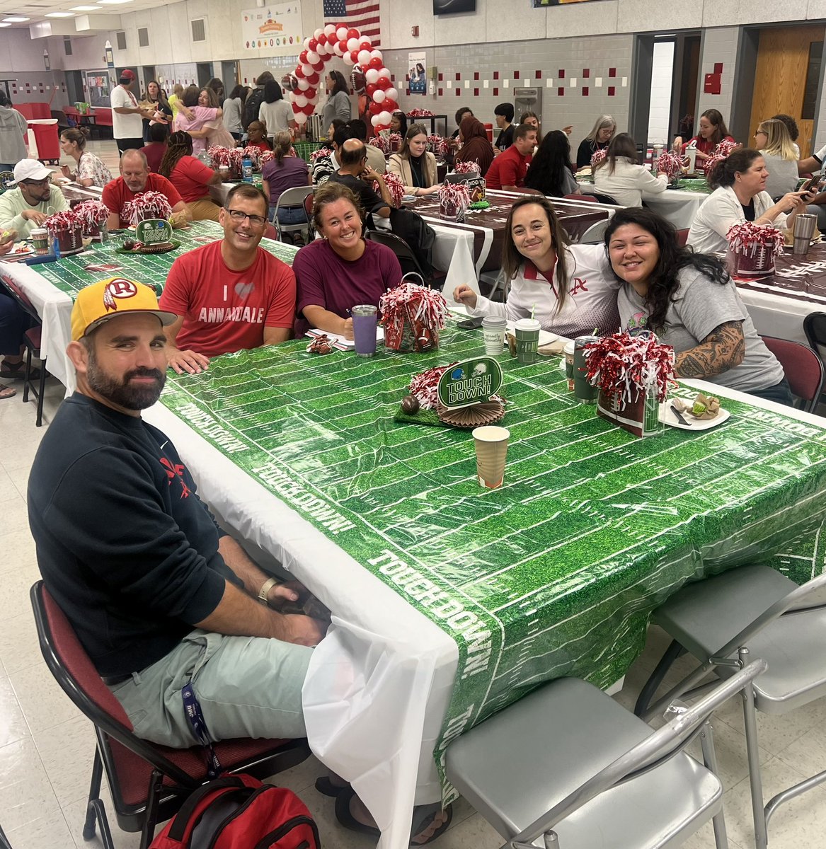 AnnandaleAtoms's tweet photo. What a first week back for our amazing Annandale staff! 🍎✨ From breakfasts to cookouts, orientation to open house — we’ve been building connections & bringing the #AtomNation spirit to life. 💥 Huge thanks to Atoms Football for the Snackgate! ❤️🤍 Ready for #FirstDayFairfax! https://t.co/n3zWPX23tt