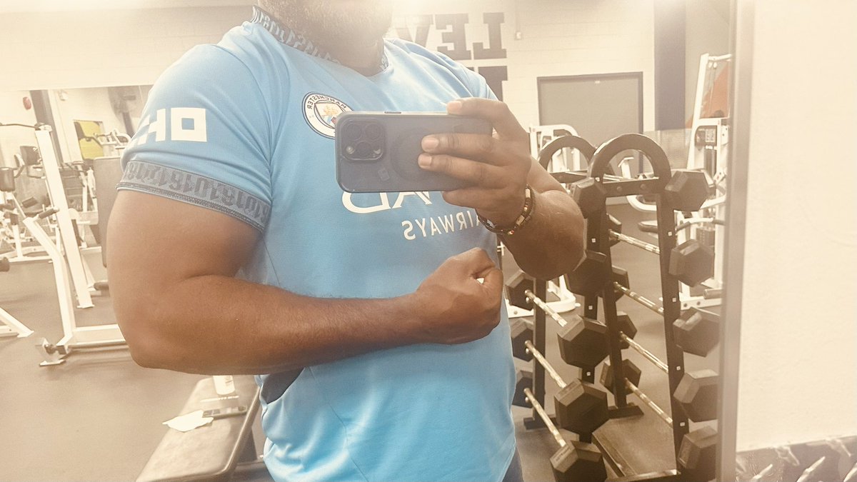 Dr Jean Michel Kayumba (@drkayumba) on Twitter photo Bravo Dr, on ne lâche pas du tout
#XFitnessClub
Pour moi une séance de musculation (Résistance training) ça m’a fait du bien
<a href="/jctshipama/">Jean-Claude Tshipama</a> Bravo Dr, on ne lâche pas du tout
#XFitnessClub
Pour moi une séance de musculation (Résistance training) ça m’a fait du bien
<a href="/jctshipama/">Jean-Claude Tshipama</a>