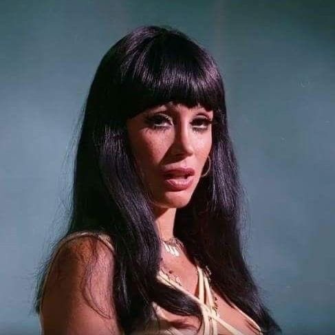 hoy cumplen las dos leoninas más importantes de la cultura pop