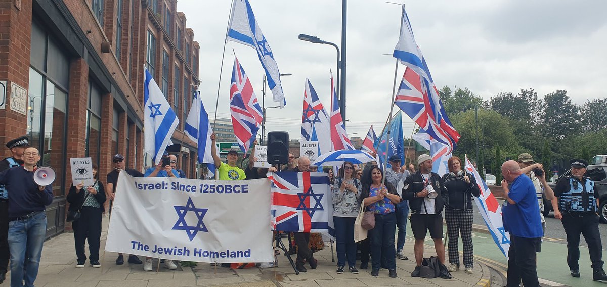 Stop the Hate - Leeds (@stophate_leeds) on Twitter photo Loud and proud, Leeds Zionists & supporters from the surrounding areas. 
Jews will not be cowed by the race-haters blocking the streets of #Leeds.
Thank you too, to passers by who hooted in support, waved and👍🏼 
Especially the guy who happened to have an Israeli flag in his car! Loud and proud, Leeds Zionists & supporters from the surrounding areas. 
Jews will not be cowed by the race-haters blocking the streets of #Leeds.
Thank you too, to passers by who hooted in support, waved and👍🏼 
Especially the guy who happened to have an Israeli flag in his car!