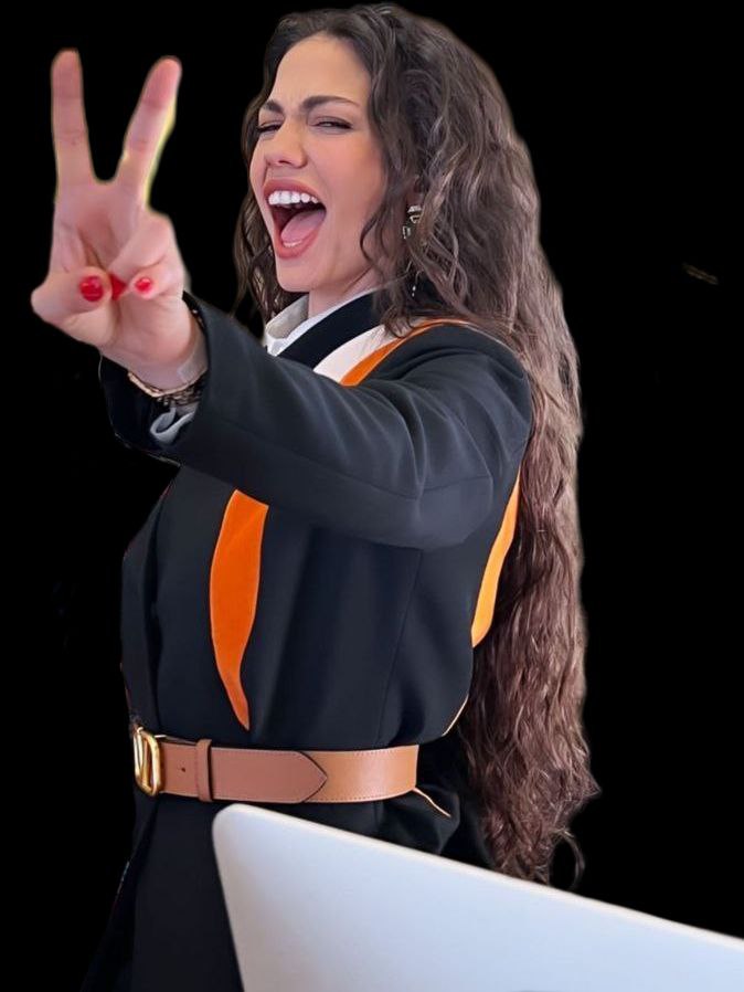 Non aver paura di ricominciare da capo. Questa volta non stai partendo da zero, ma dall'esperienza che hai.
(cit.)
İyi geceler kızlar 🫶🏼✨ 
#CANEDEMETUNICAREALTA ❤️‍🔥❤️‍🔥