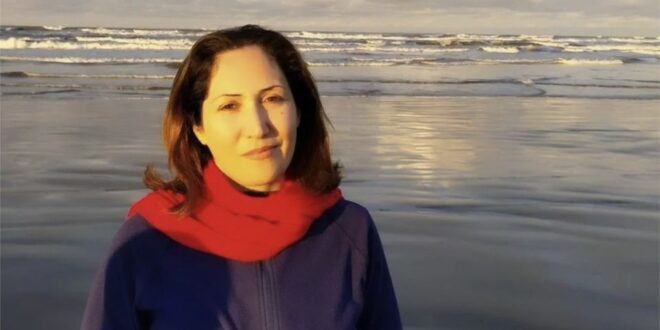 امیر رئیسیان وکیل شریفه محمدی از تأیید حکم اعدام این فعال کارگری در دیوان عالی کشور خبر داده و گفته هیچ‌کدام از ایرادات رفع نشده‌اند

روزنامه حکومتی شرق:شریفه محمدی، فعال کارگری، پیش‌تر از سوی شعبه اول دادگاه رشت به اعدام محکوم شده بود. پس از اعاده دادرسی، شعبه ۳۹ دیوان عالی کشور