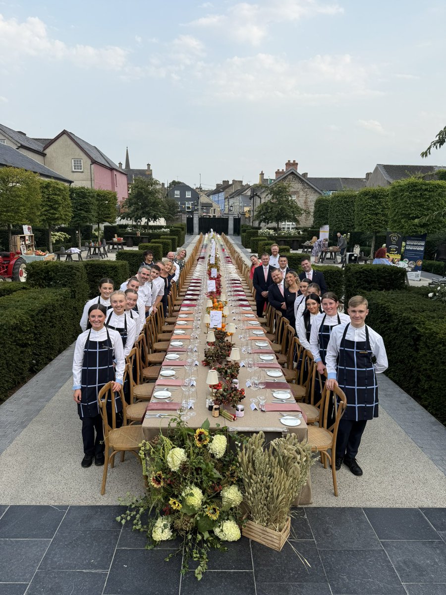 Adriaan Bartels 🇰🇪🇳🇱🇮🇪 tweet media