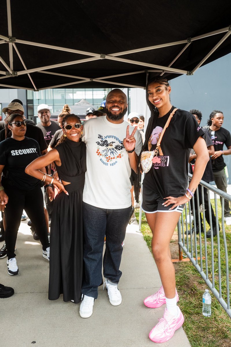 I met Angel Reese. 

Please respect the change in my personality moving forward.