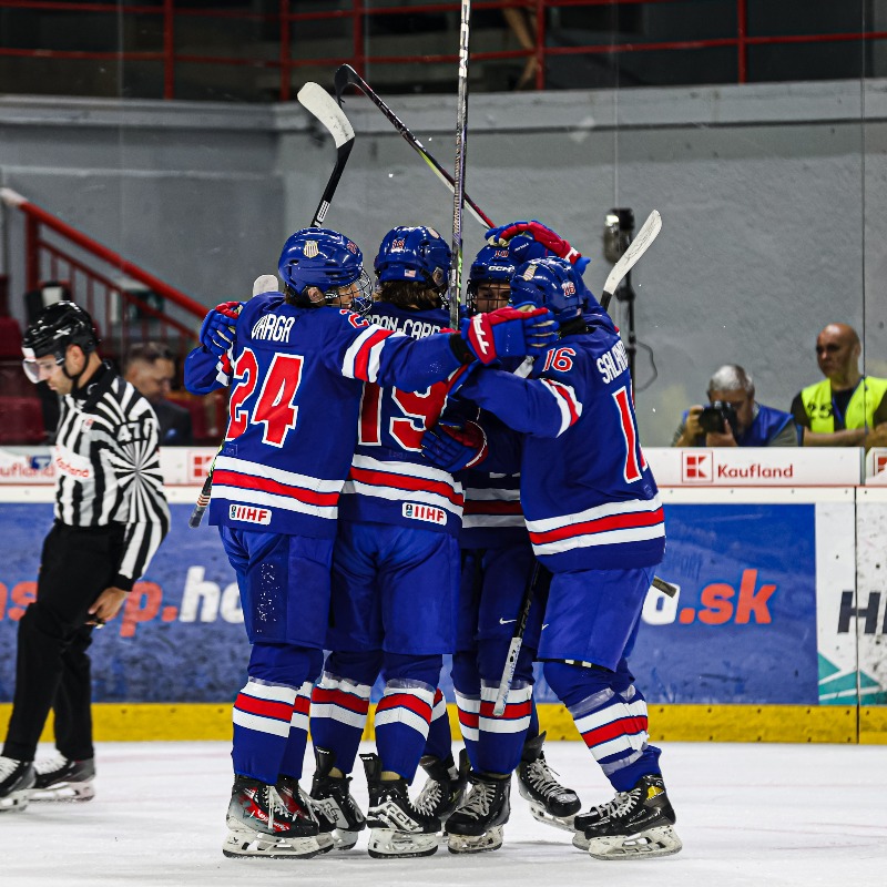 usahockey's tweet photo. Champs has a nice ring to it.🏆

Four power-play goals lifted Team USA to a 5-3 victory over Sweden to capture the #HlinkaGretzkyCup championship!

Recap ↓