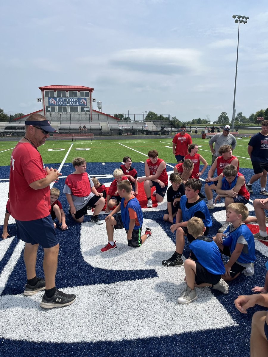 PatriotsBd's tweet photo. Great 1st week of practice for our young men! Finished a tough Friday practice and back this morning running our Patriots Youth Sports football camp! #STT3 https://t.co/Ia2CwtQo5g