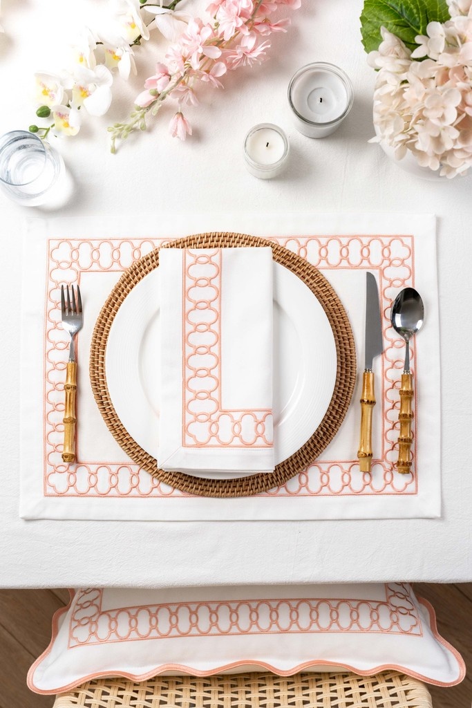 hofdeco's tweet photo. Your table’s new BFF: a pink napkin that’s soft enough to hug, bright enough to wow, and cheeky enough to steal the show. 🎀✨
.
Shop comfort here @ https://t.co/Rk28ZDYRuz 🏡 https://t.co/tH3nDLu4xc