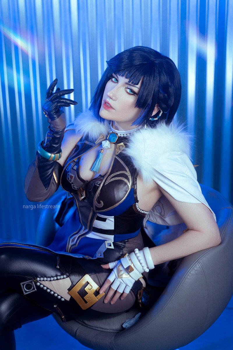 YELAN

Finally, cosplaying as my Genshin main 💙