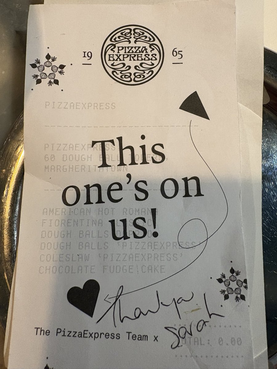 SimonPobble's tweet photo. Huge thanks to @PizzaExpress Harrogate for treating us to our pizzas tonight.
Very kind gesture for the bravest pizza lover in Harrogate.
@CandlelightersT #worldwithoutdowns #leukemiaawareness https://t.co/T5KXarImyY