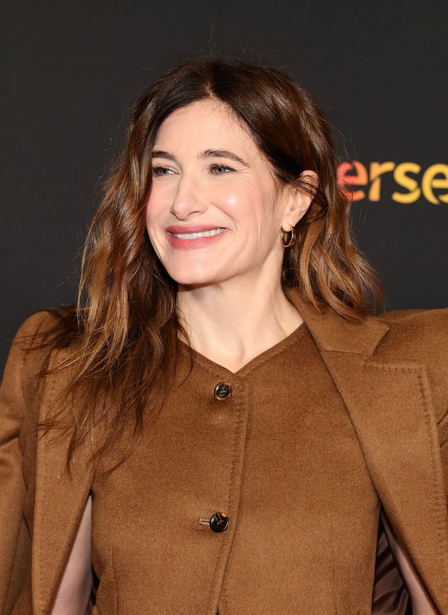 WAKE UP HAHN NATION! New photos of Kathryn Hahn at the TV Academy's Inaugural Televerse Festival red carpet.