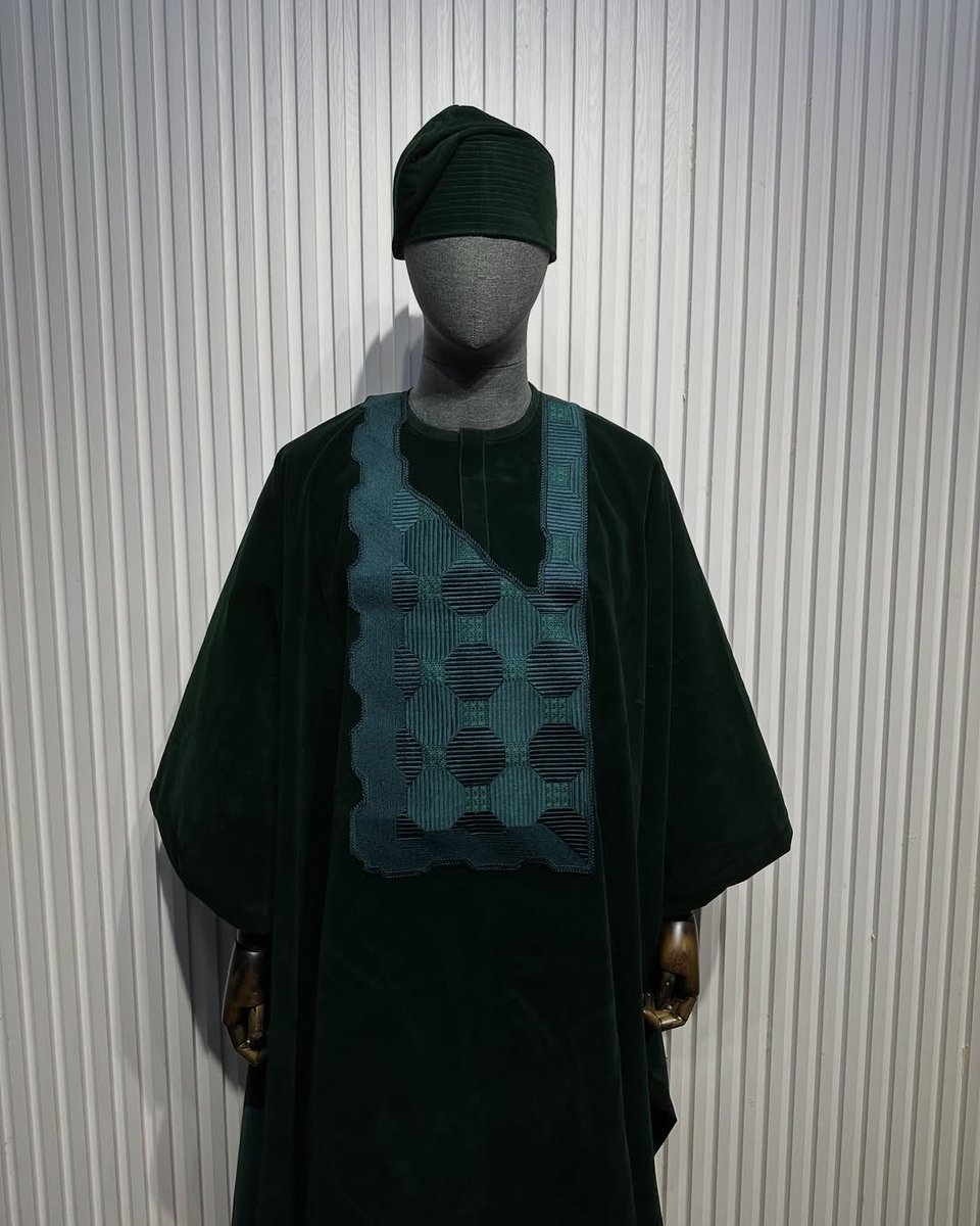 A Dark Green Italian Velvet Agbada tailored by Oyecouture.💯