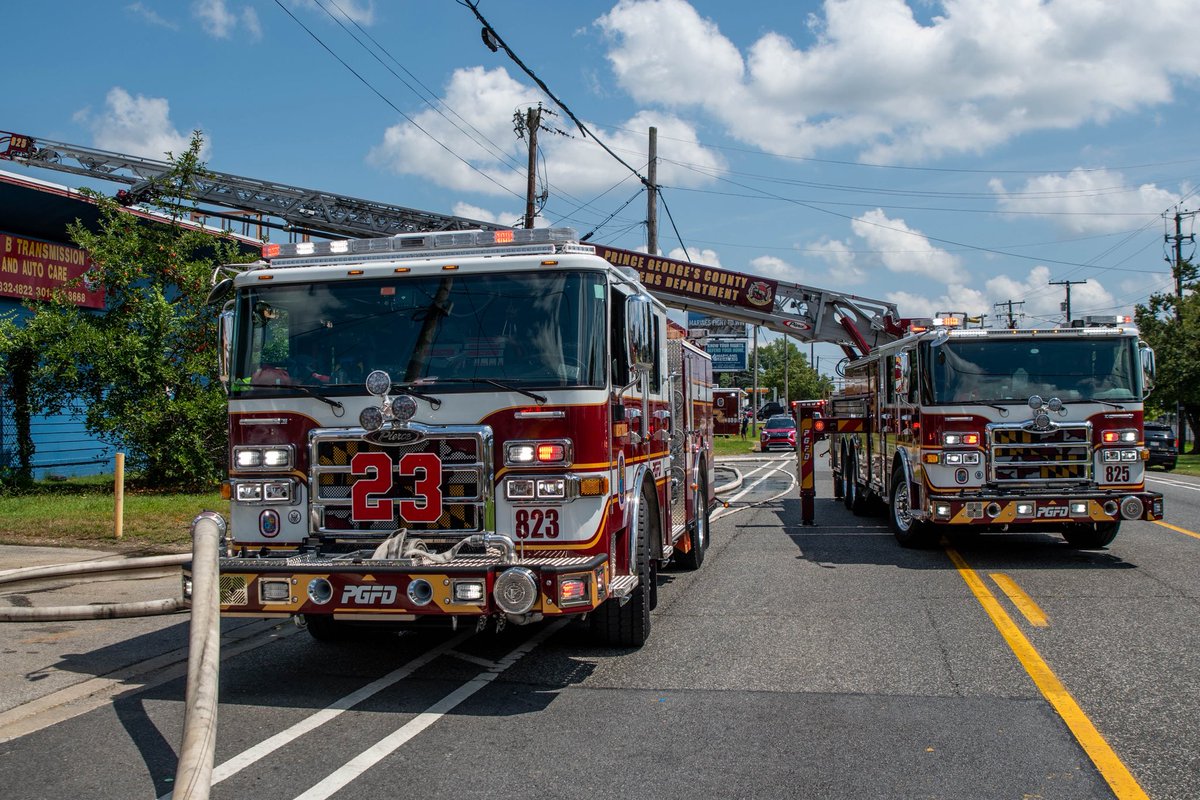 robertnettles02's tweet photo. 08/16/2025 Suitland, MD 4412 Suitland road. 17-14 Working building fire https://t.co/a7WtzQYZqx