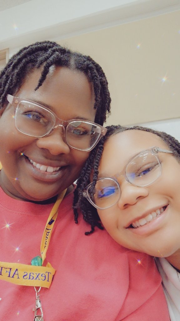 DBranch_AMS's tweet photo. 1st week of #middleschool down!!! #AMSCUBS https://t.co/Bd2jLv9dab