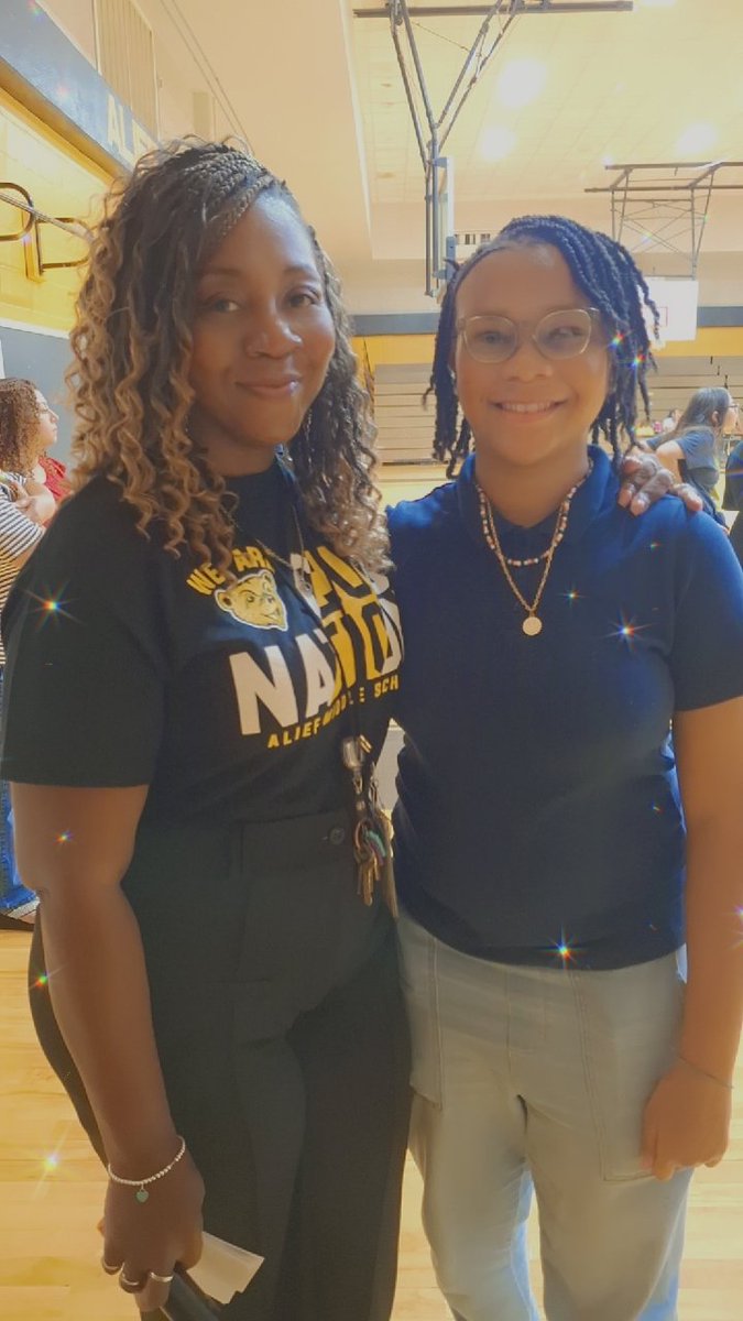 DBranch_AMS's tweet photo. 1st week of #middleschool down!!! #AMSCUBS https://t.co/Bd2jLv9dab
