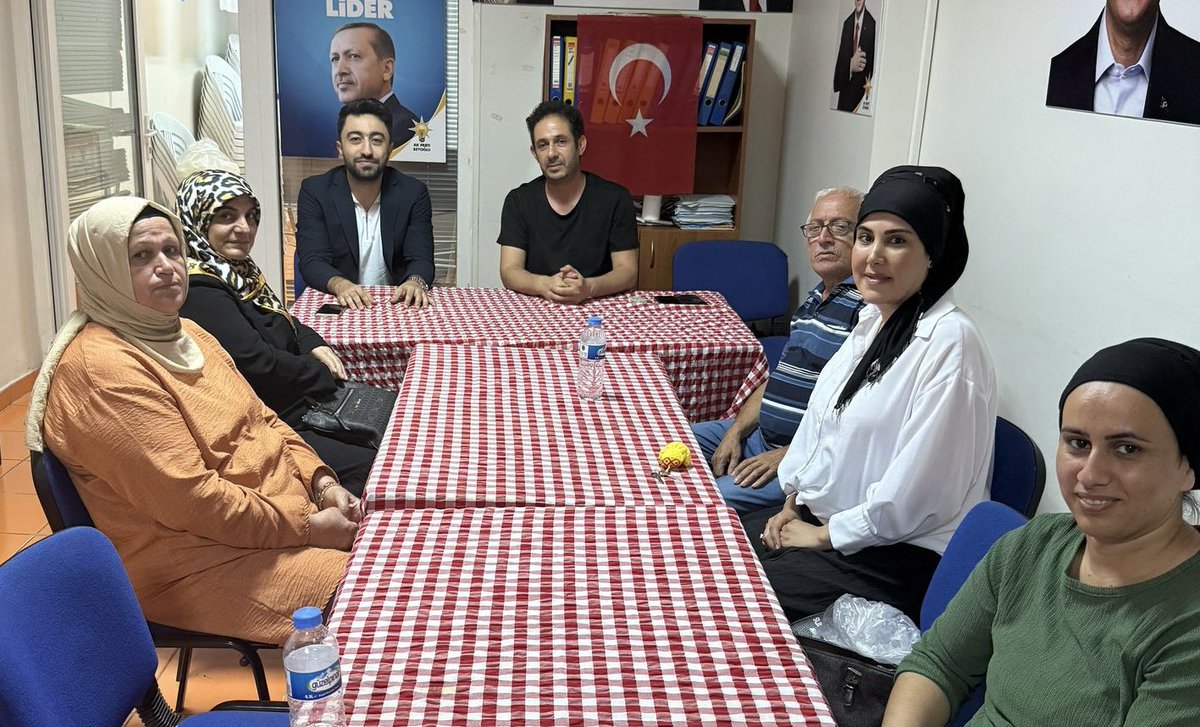 📍Her Mahallesiyle Beyoğlu 

Hacı Ahmet Mahalle Yönetim Kurulu Toplantımızı; Mahalle Başkanımız Lütfi Uflaz riyasetinde, Sorumlu Yönetim Kurulu Üyemiz Berkan Köroğlu’nun katılımıyla gerçekleştirdik. Hayırlara vesile olsun.🤲

#AKPartiBeyoglu
#AKPartiİstanbul