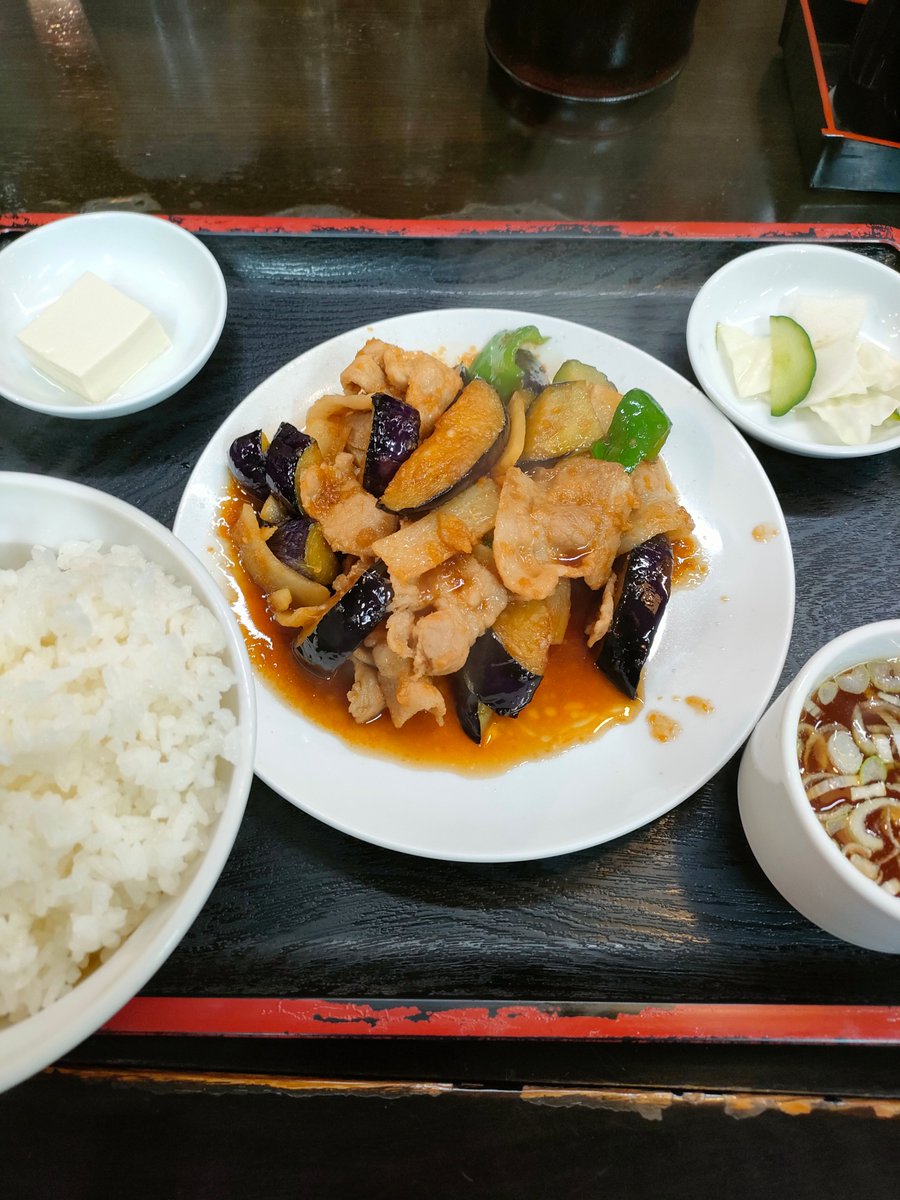 the_und_p's tweet photo. からの早朝脂肪と糖質おじさん🍚
1日ぶりの食事で食欲爆発💥 https://t.co/xV9tSVZDiC