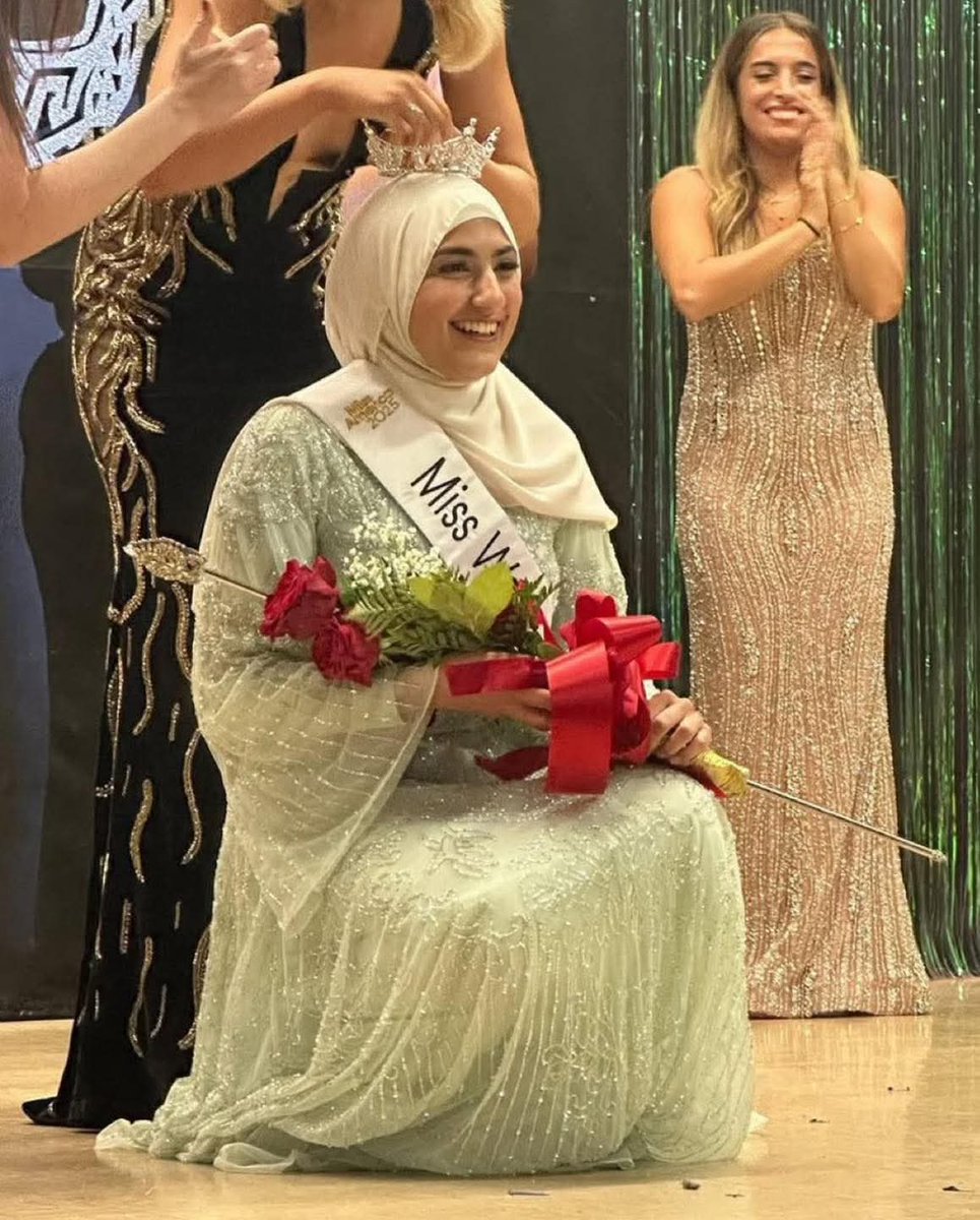 Michigan beauty pageant crowns first ever hijab wearing contestant as ‘Miss Wayne County.’

Oh. Good. Lord.   🙄🙄