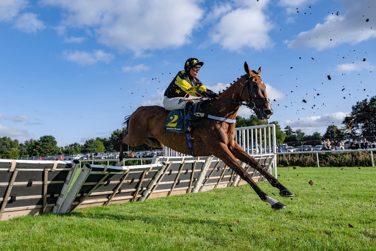 The Jockey Club Live tweet media