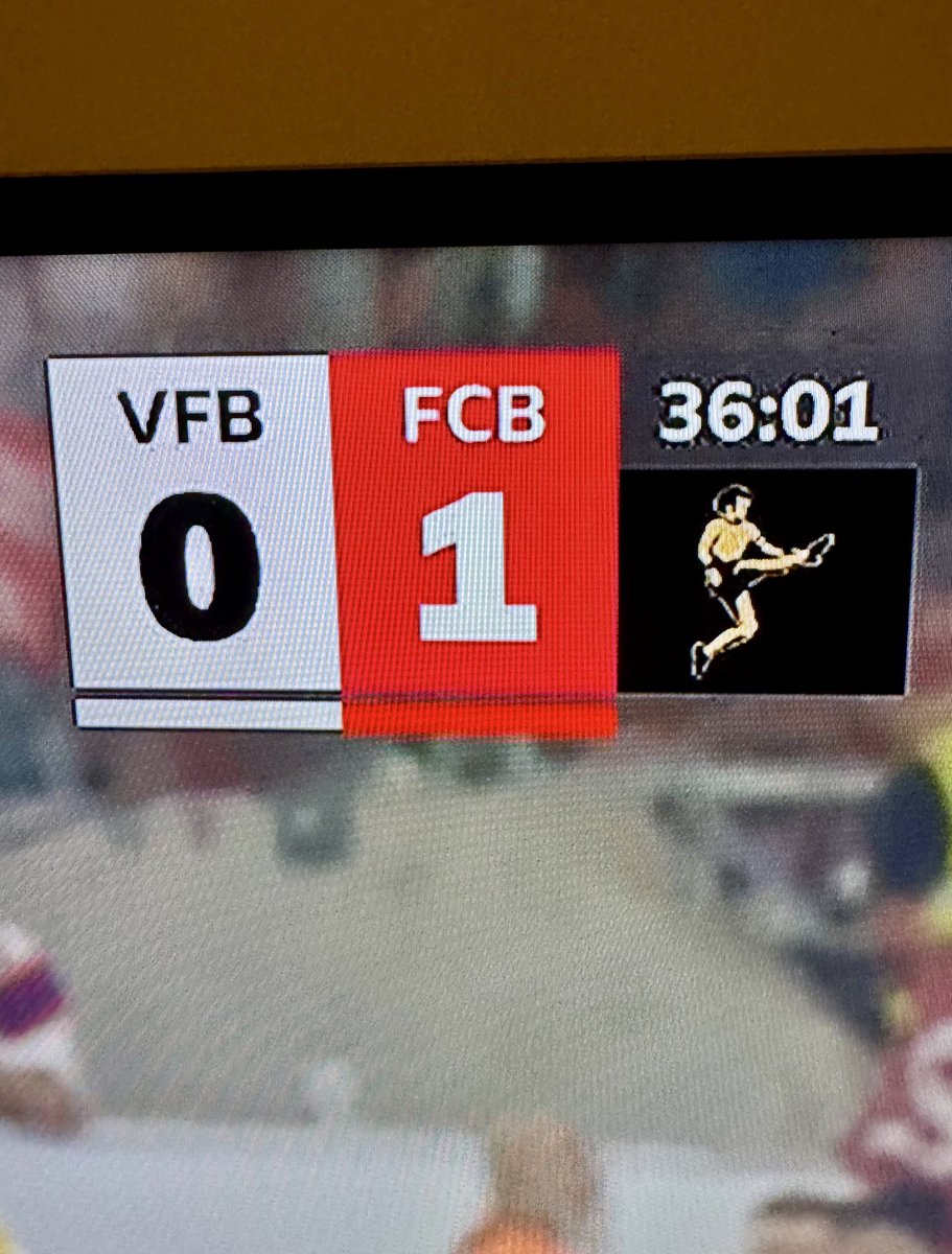 Daniel_R_1893's tweet photo. Jetzt weiß ich, woher mir das neue #SuperCup Logo bekannt vorkommt.  #VfB #VfBFCB https://t.co/8CQex0l5sT